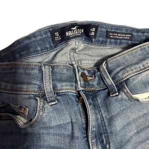 Hollister 1S Low Rise Super Skinny Classic Stretch Jeans With Bottom Zipper